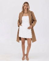 Not Sure What Jacket to Wear With Dresses? - Go-Dolly