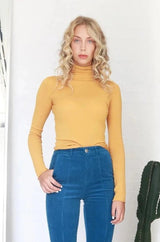 Ava Skivvy top - Mustard - Go - Dolly