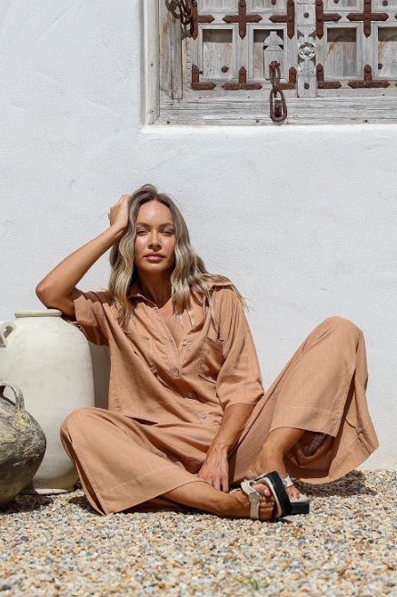 Model lounging in the Canggu Terra Set, capturing effortless, earthy style and comfort.