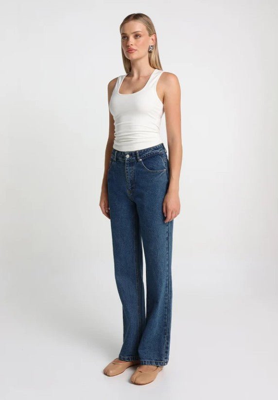Elina Straight Leg Jeans - Mid Blue - Go-Dolly