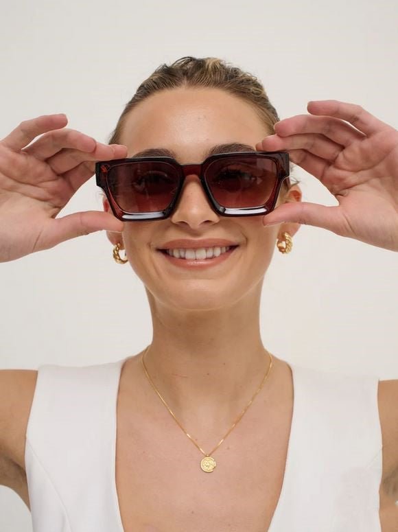 Jury Rectangular Sunglasses - Brown - Go - Dolly