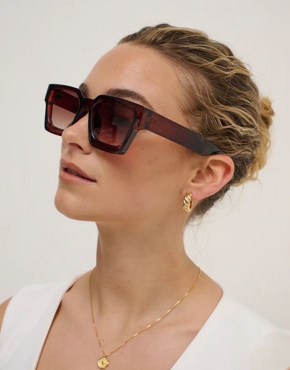 Jury Rectangular Sunglasses - Brown - Go - Dolly