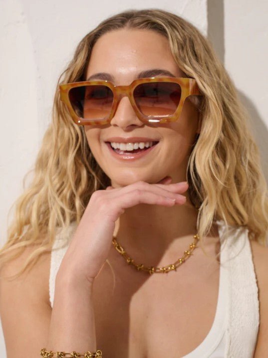 Jury Rectangular Sunglasses - Light Tort - Go - Dolly