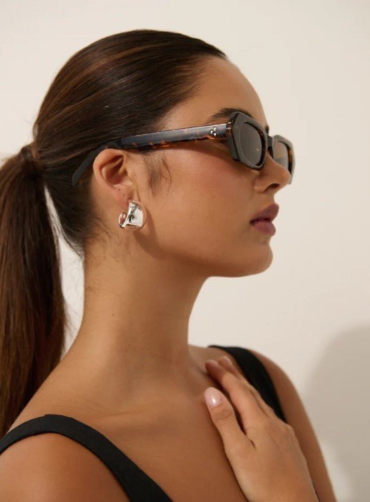 Kaiya Angular Sunglasses - Tort - Go - Dolly