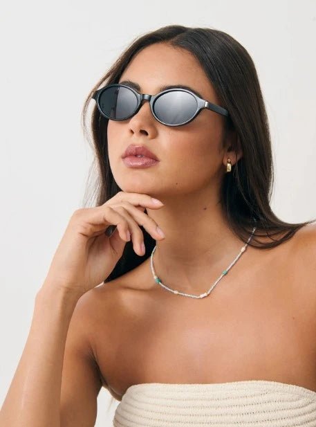 Lexie Oval Sunglasses - Black - Go - Dolly