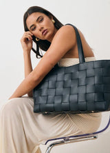 Nelly Woven Tote Bag - Black - Go - Dolly