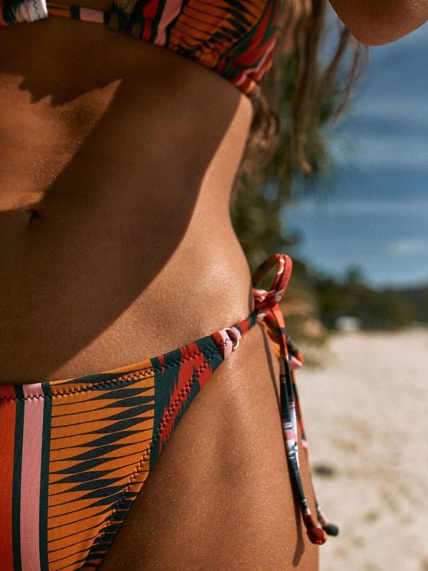 Close up view of the Aztec Print Bikini Set with adjustable tie straps.